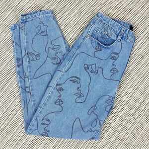 Missguided Faces Line Art Print High Rise Tapered Mom Jeans Blue 4P Petite